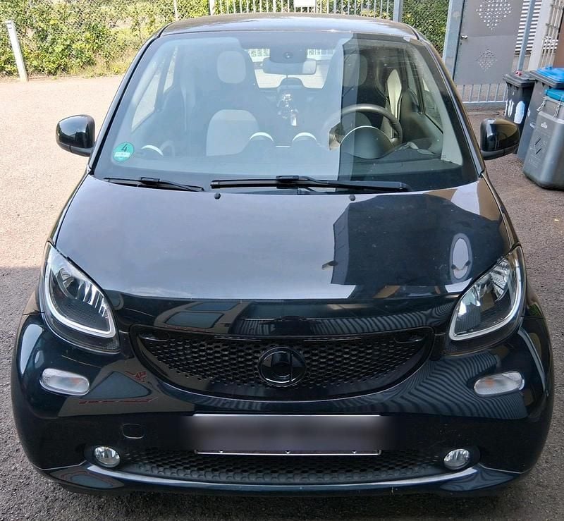 Schwarz Gebraucht 2015 Smart ForTwo Coupé Coupé | 8.490 € - Bild 1/4