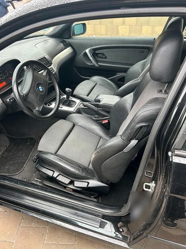 Gebraucht BMW 316 Compact 115 PS (84 kW) 2002 Schwarz Kleinwagen