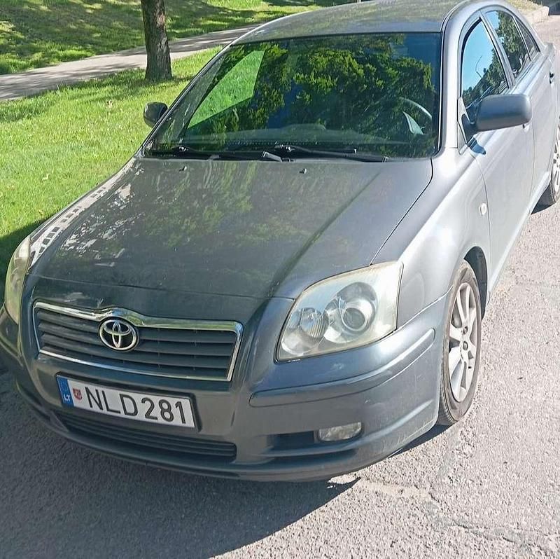 Grau Gebraucht 2006 Toyota Avensis Sol Limousine | 2.000 € (Fairer Preis) - Bild 1/4