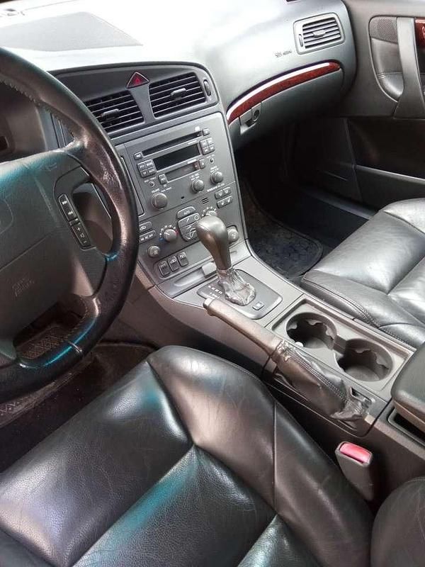 Gebraucht Volvo V70 250 PS (183 kW) 2000 Silber Kombi