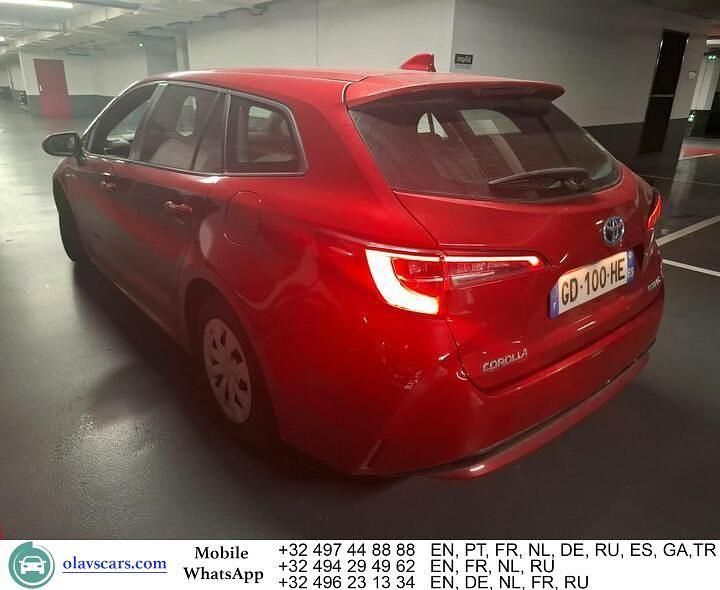Gebraucht Toyota Corolla 121 PS (88 kW) 2021 Rot Limousine