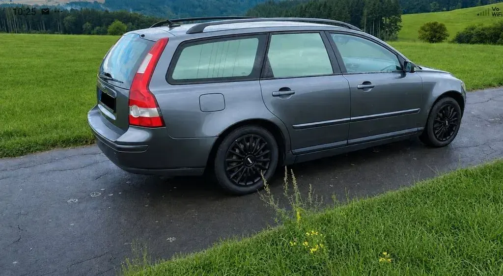 Gebraucht Volvo V50 Momentum 140 PS (102 kW) 2004 Grau Kombi