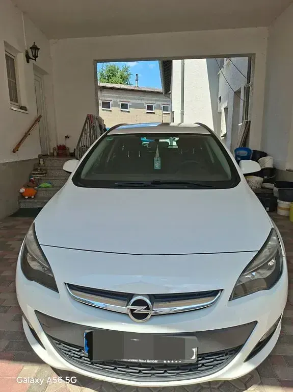 Gebraucht Opel Astra Style 116 PS (85 kW) 2015 Weiß Kombi