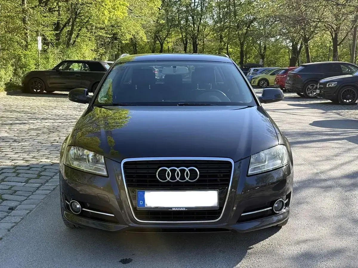 Usata Audi A3 125 CV (91 kW) 2012 Marrone Utilitaria