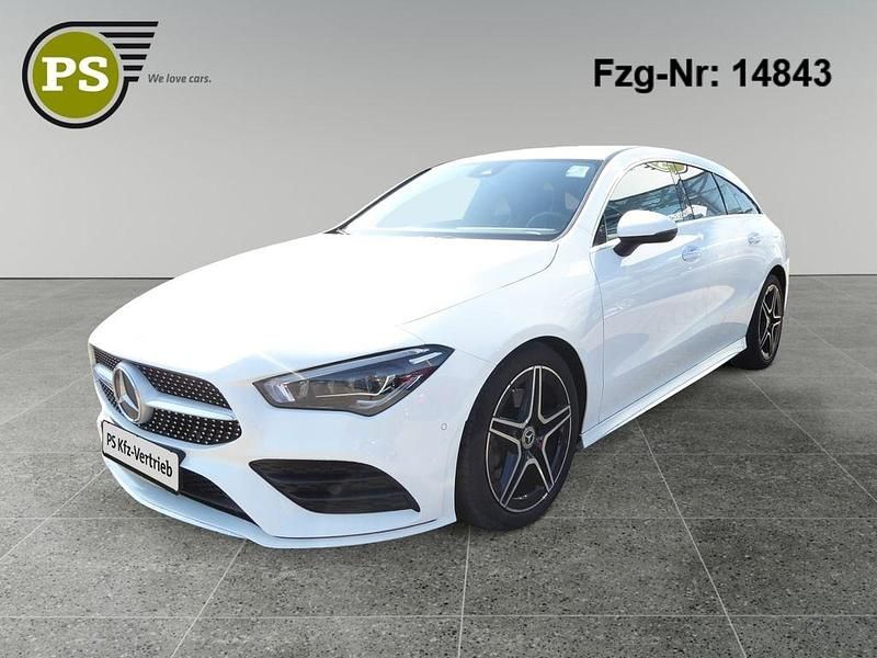 Weiß Gebraucht 2020 Mercedes CLA220 Shooting Brake AMG line Kombi | 21.980 € (Fairer Preis) - Bild 1/4