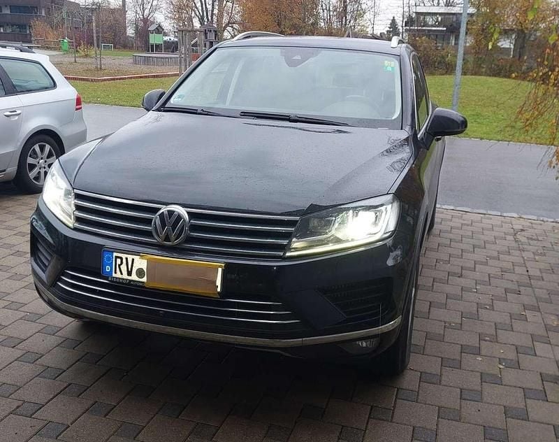 Schwarz Gebraucht 2016 VW Touareg Terrain Tech SUV | 17.500 € (Guter Preis) - Bild 1/4