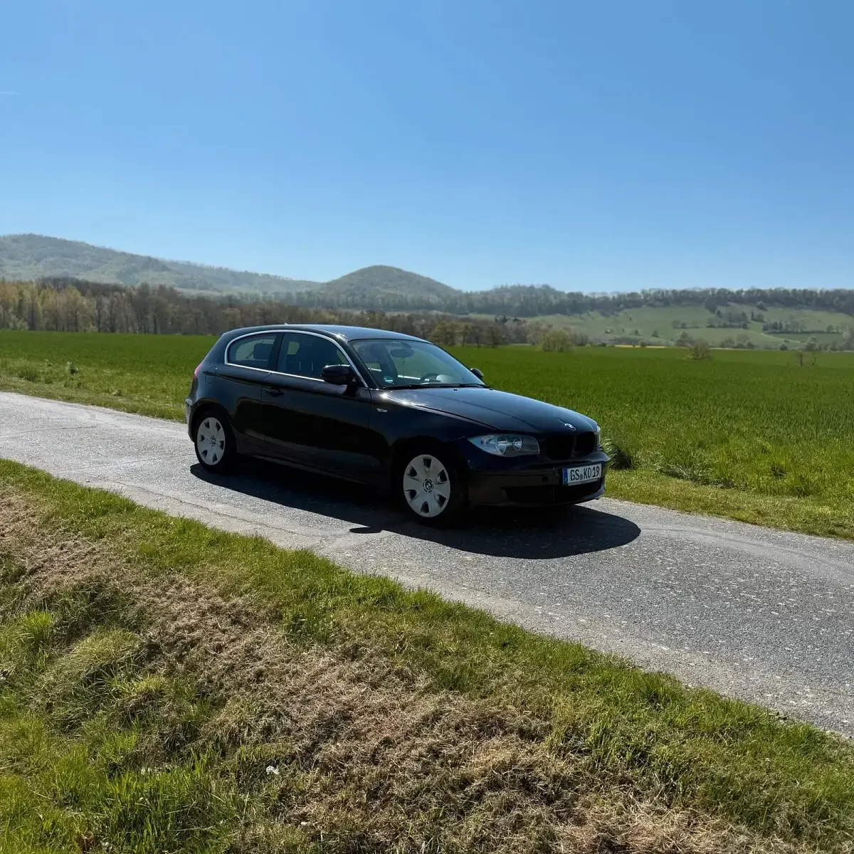 Gebraucht BMW 118 143 PS (105 kW) 2011 Schwarz Kleinwagen