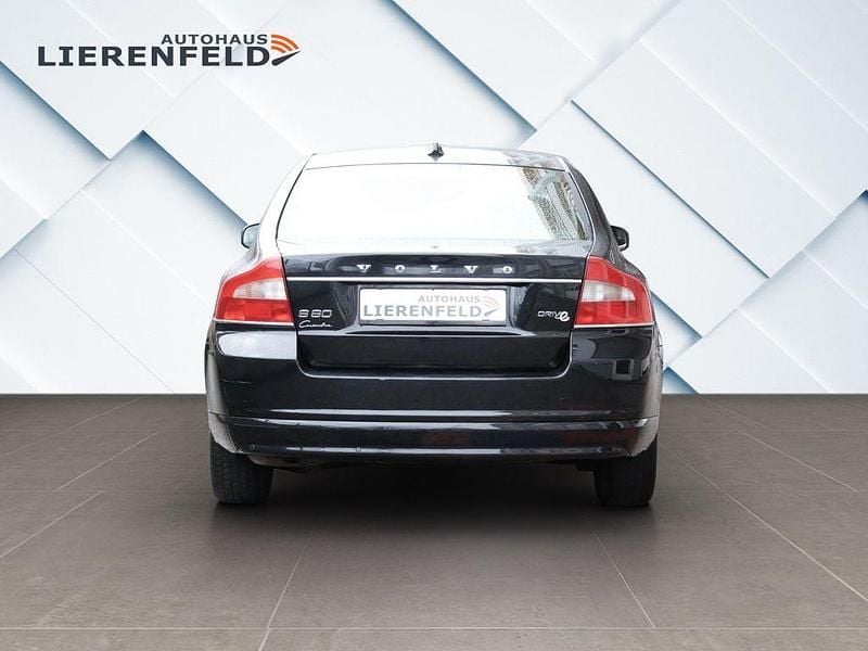 Gebraucht Volvo S80 Summum 109 PS (80 kW) 2011 Black sapphire / Limousine