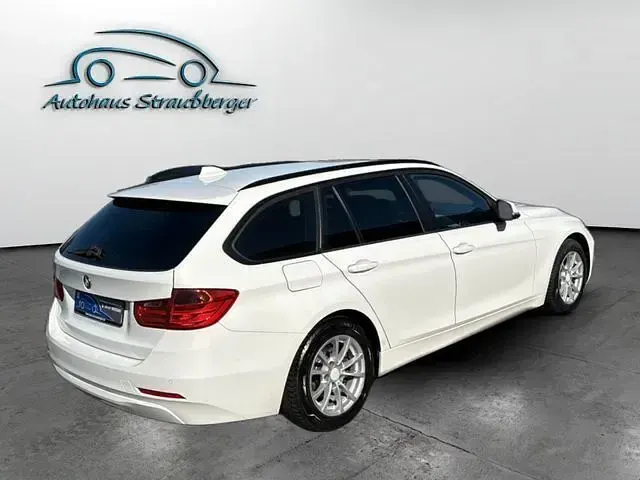 Gebraucht BMW 318 Sport Line 143 PS (105 kW) 2012 Weißkeine angabe Kombi