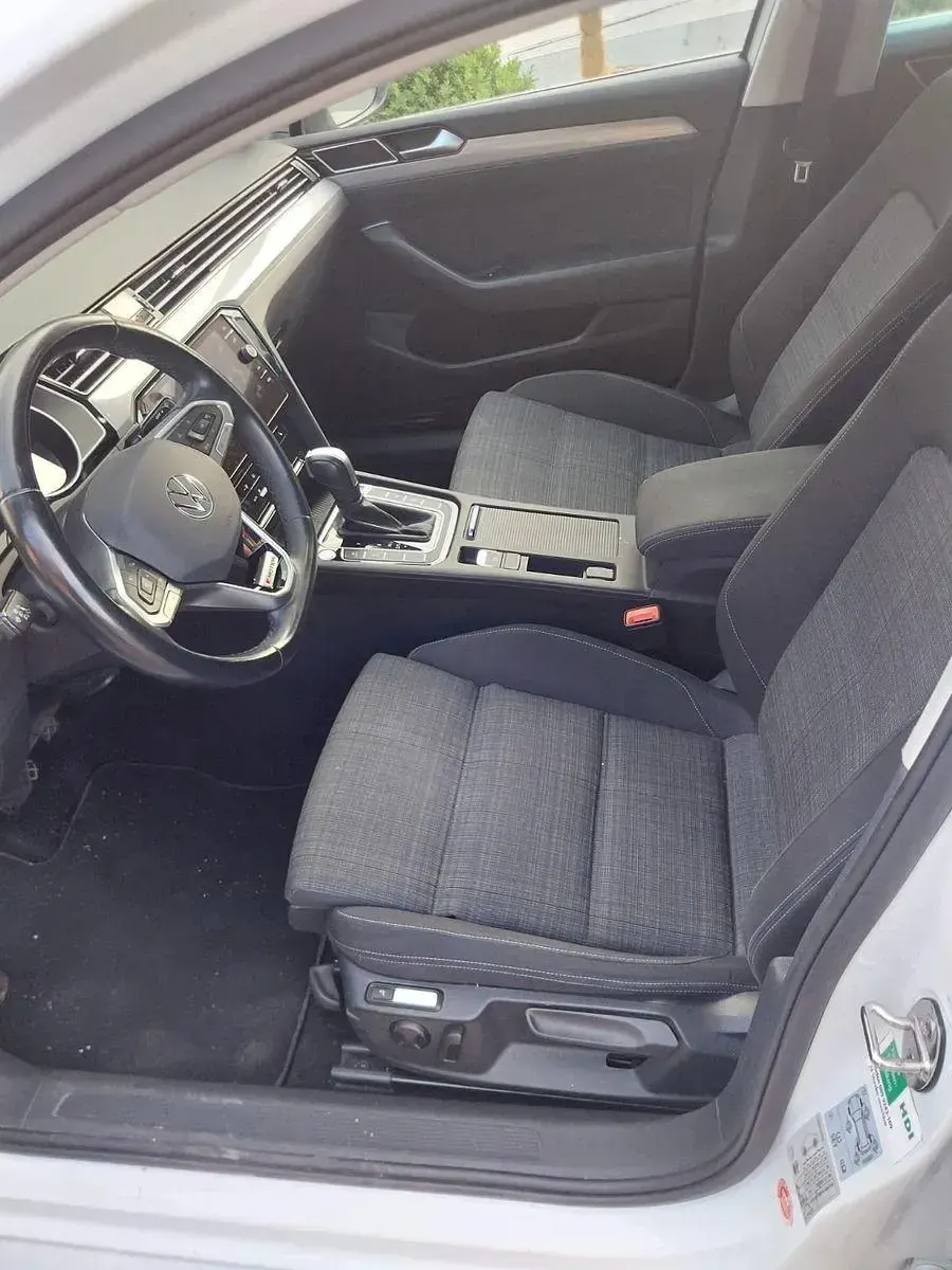 Gebraucht VW Passat 200 PS (147 kW) 2022 Weiß Kombi