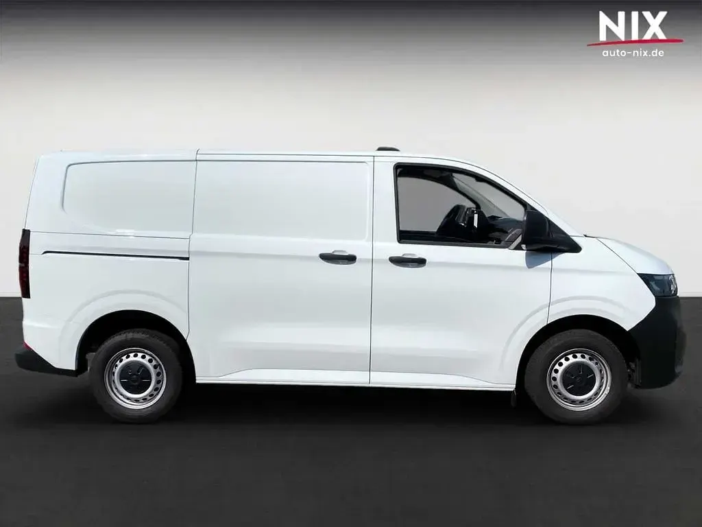 Gebraucht VW T7 110 PS (80 kW) 2025 Weiß Van