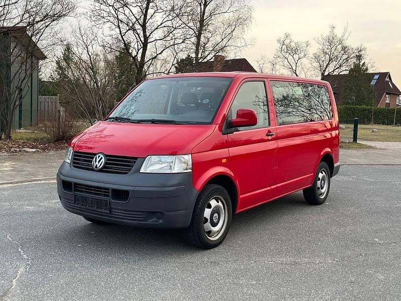 Gebraucht VW Caravelle 102 PS (75 kW) 2006 Rot Van / Kleinbus