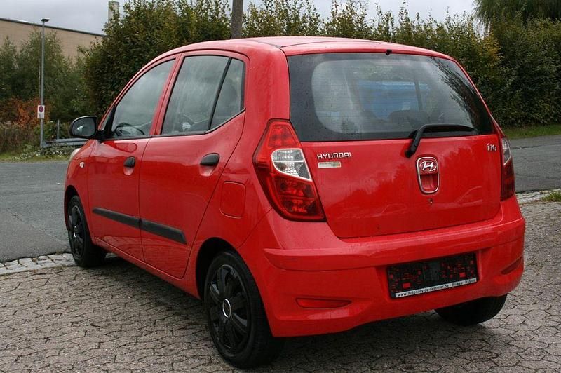 Gebraucht Hyundai i10 69 PS (50 kW) 2012 Kleinwagen