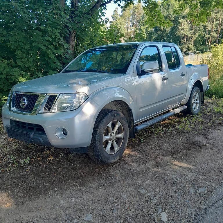Silber Gebraucht 2013 Nissan Navara Abholung | 10.500 € (Superpreis) - Bild 1/4