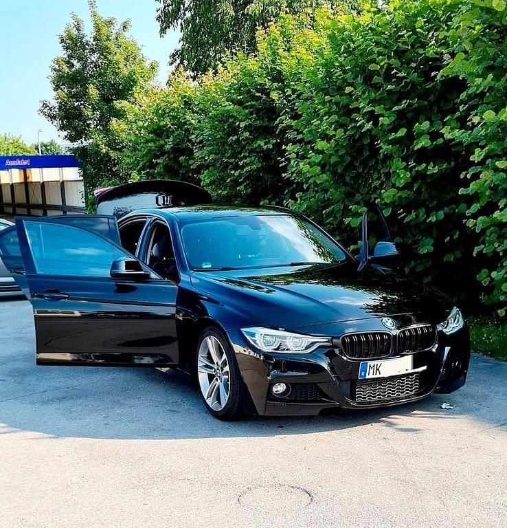 Schwarz Gebraucht 2016 BMW 325 Sport Line Limousine | 15.000 € (Teuer) - Bild 1/4
