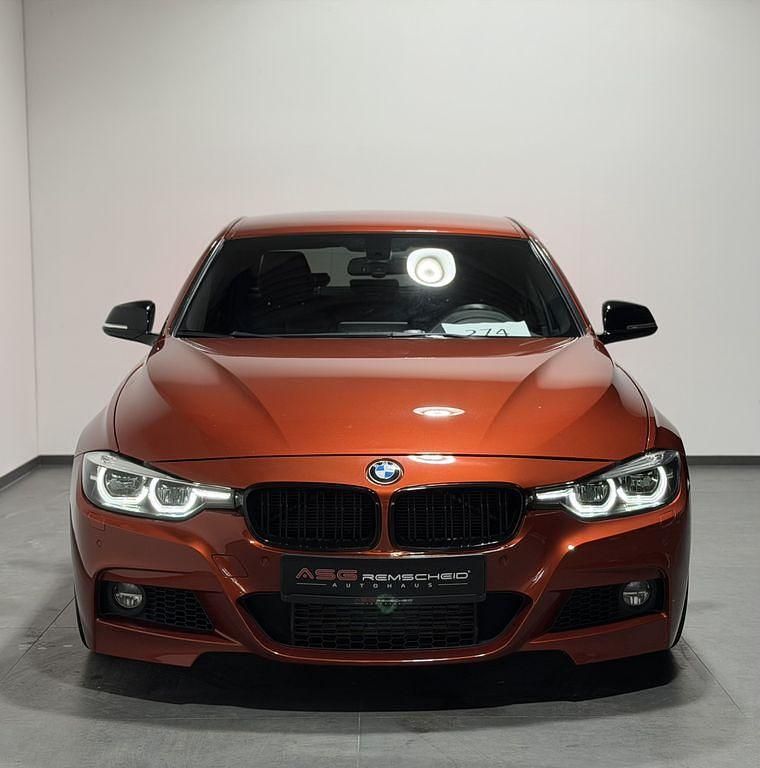 Gebraucht BMW 320 M Sport 191 PS (140 kW) 2018 Orange Limousine