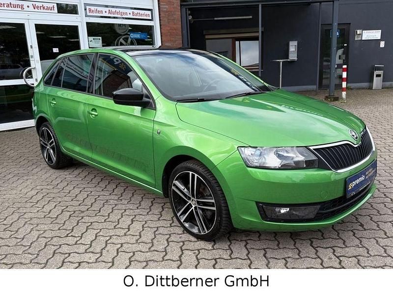 Grün Gebraucht 2015 Skoda Rapid Style Limousine | 8.990 € (Fairer Preis) - Bild 1/4