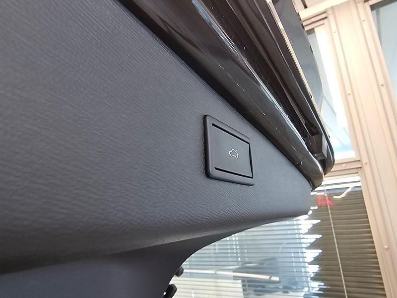 Gebraucht Cupra Leon 150 PS (110 kW) 2023 Mitternachtsschwarzeff Kombi