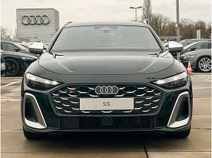 Gebraucht Audi S5 Ambiente 367 PS (269 kW) 2025 Grün (individuallackierungen audi exclusive tiefgrü) Kombi
