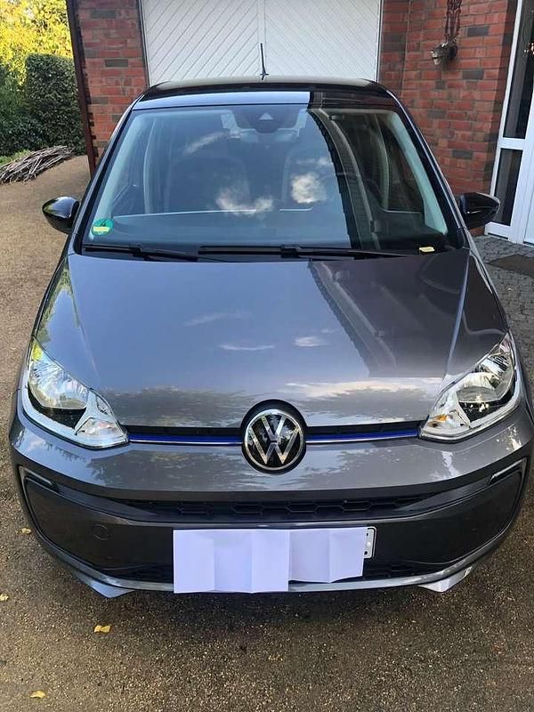 Grau Gebraucht 2023 VW e-up! Edition Kleinwagen | 15.300 € (Superpreis) - Bild 1/4