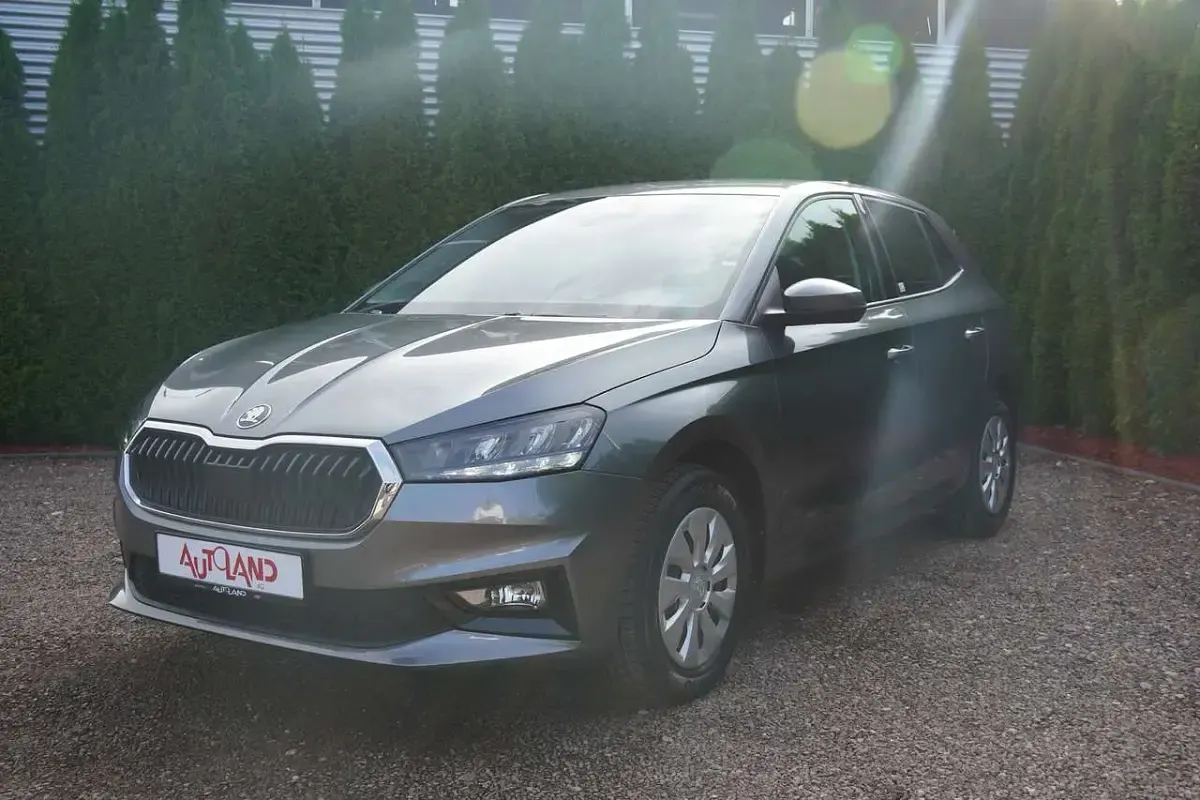 Neu Skoda Fabia 80 PS (58 kW) 2025 Graphitgraumet. Kleinwagen