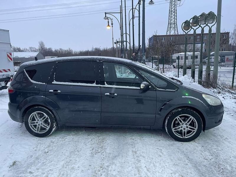 Gebraucht Ford S-MAX Titanium S 140 PS (102 kW) 2009 Van / Kleinbus