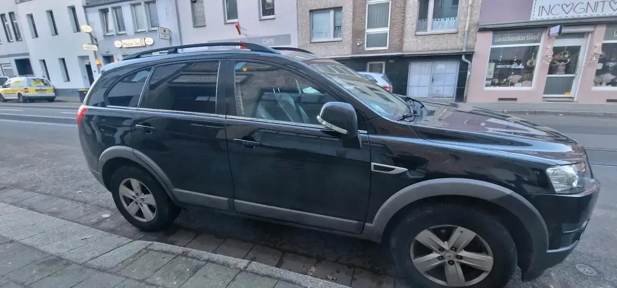 Gebraucht Chevrolet Captiva 167 PS (122 kW) 2012 Schwarz SUV