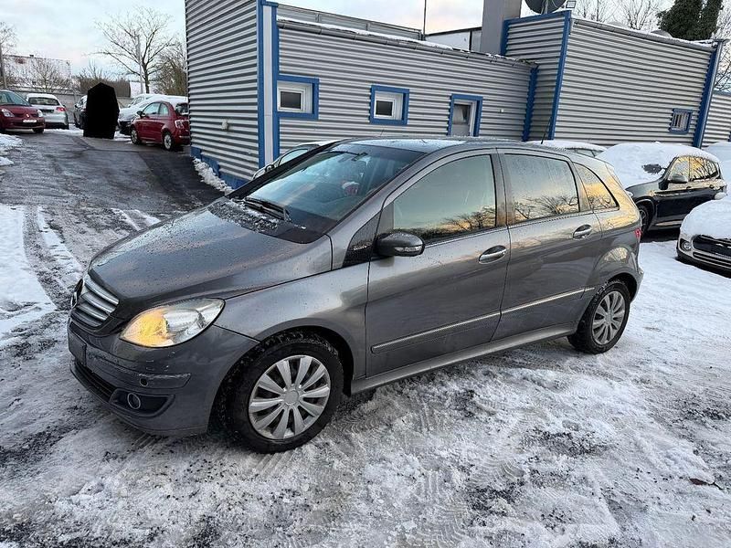 Gebraucht Mercedes B180 Edition 109 PS (80 kW) 2007 Grau Van / Kleinbus