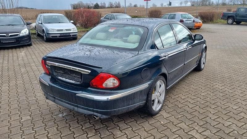 Gebraucht Jaguar X-type 230 PS (169 kW) 2001 Grün Limousine