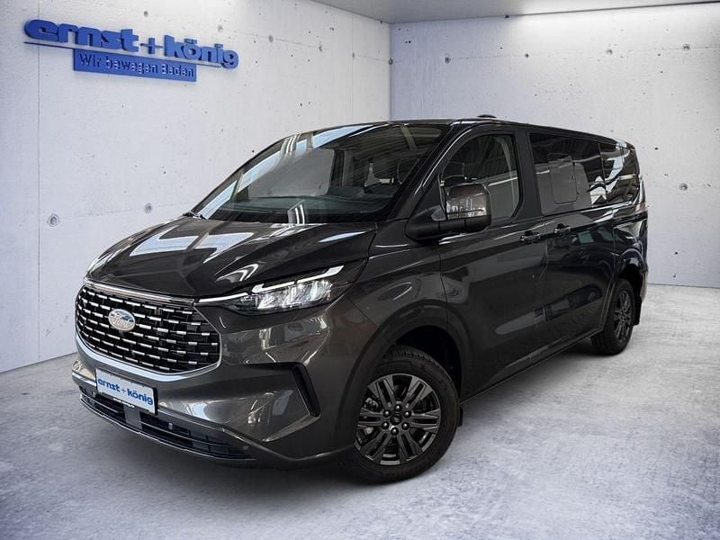 Grau Gebraucht 2025 Ford Tourneo Custom Titanium Van / Kleinbus | 50.990 € - Bild 1/4