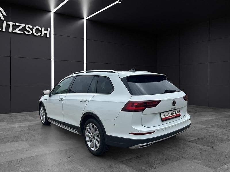 Gebraucht VW Golf Alltrack 200 PS (147 kW) 2023 Pure white Kombi