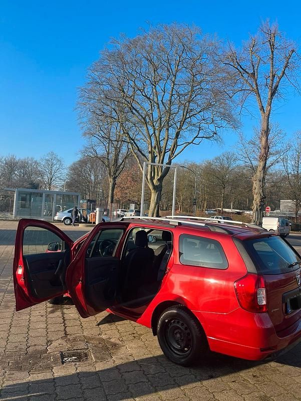 Gebraucht Dacia Logan MCV 90 PS (66 kW) 2014 Rot Kombi