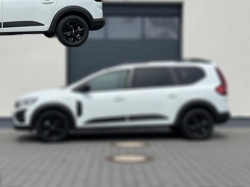 Neu Dacia Jogger Expression 110 PS (80 kW) 2026 Van / Kleinbus