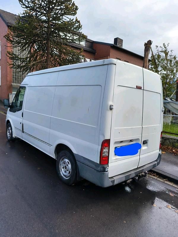 Gebraucht Ford Transit Tourneo 85 PS (62 kW) 2010 Weiß Van / Kleinbus