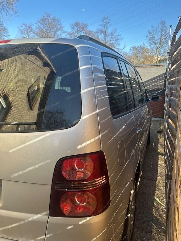 Gebraucht VW Touran 140 PS (102 kW) 2008 Silber Van / Kleinbus