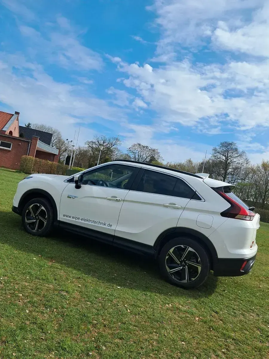 Begagnad Mitsubishi Eclipse 188 HK (138 kW) 2022 Vit Kombi