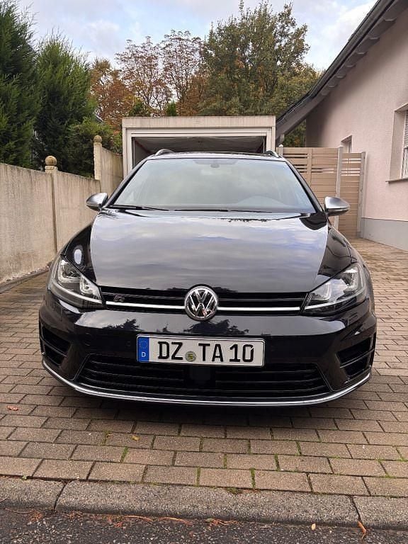 Schwarz Gebraucht 2016 VW Golf VII R Kombi | 22.999 € (Guter Preis) - Bild 1/4