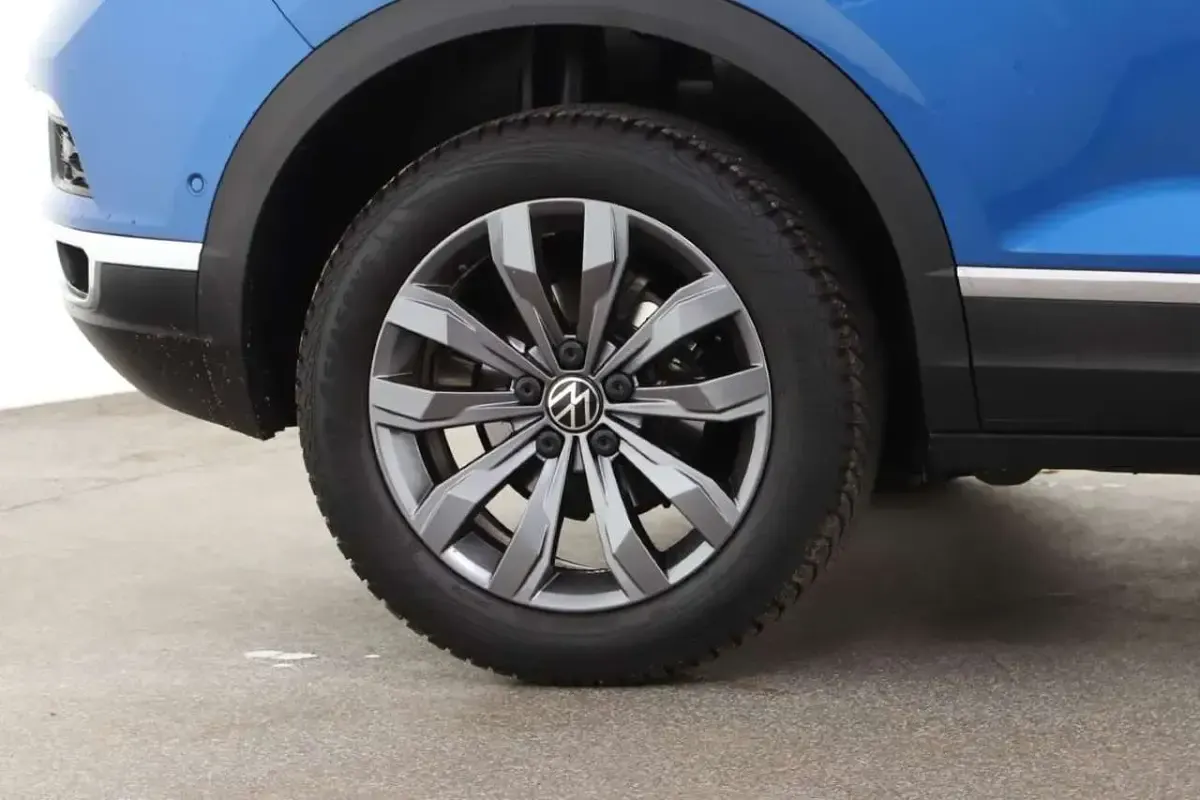 Gebraucht VW T-Roc Sport 150 PS (110 kW) 2021 Ravennablau metallic SUV