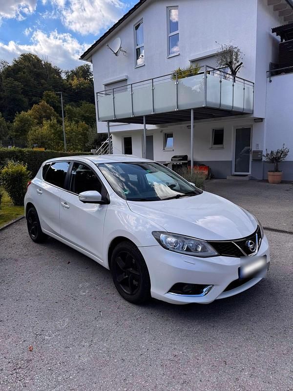 Gebraucht Nissan Pulsar 110 PS (80 kW) 2015 Weiß Kleinwagen