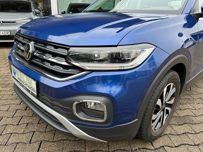 Gebraucht VW T-Cross Active 110 PS (80 kW) 2022 Reef blue metallic SUV
