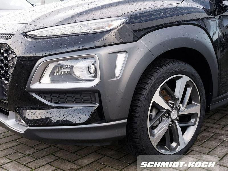 Gebraucht Hyundai Kona Style 120 PS (88 kW) 2019 Schwarz SUV