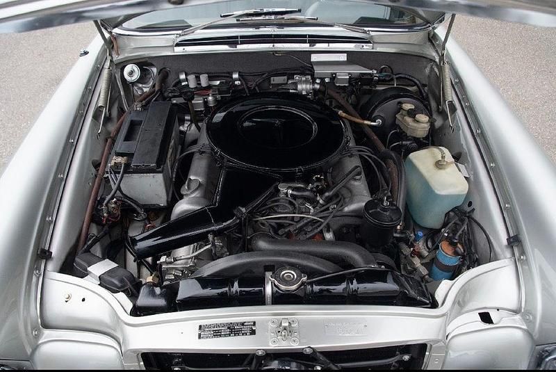 Gebraucht Mercedes 280 SE 200 PS (147 kW) 1971 Silber Cabrio