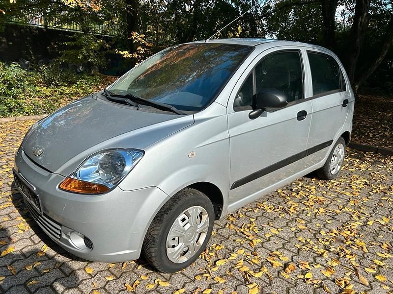 Silber Gebraucht 2009 Chevrolet Matiz Kleinwagen | 700 € (Fairer Preis) - Bild 1/4