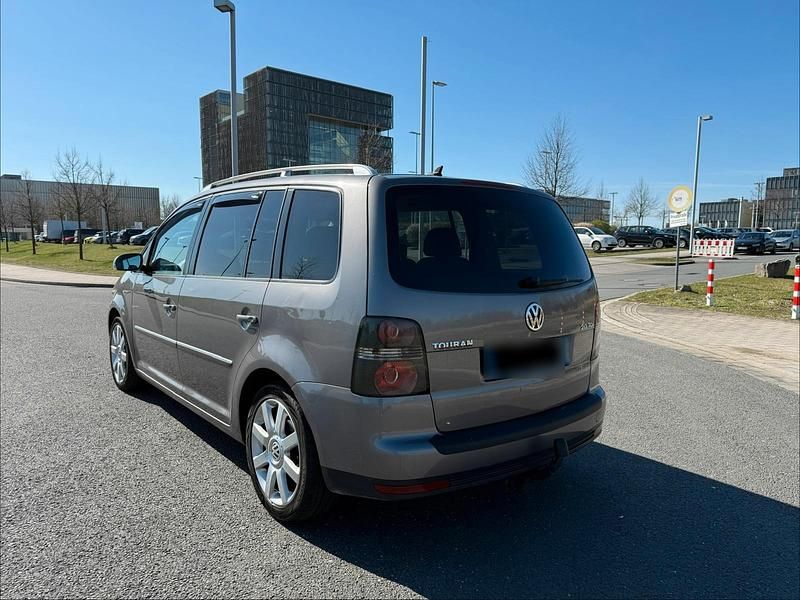 Gebraucht VW Touran 170 PS (125 kW) 2008 Grau Van / Kleinbus