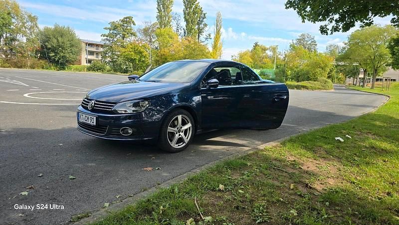 Blau Gebraucht 2014 VW Eos Cabrio | 7.950 € (Guter Preis) - Bild 1/4