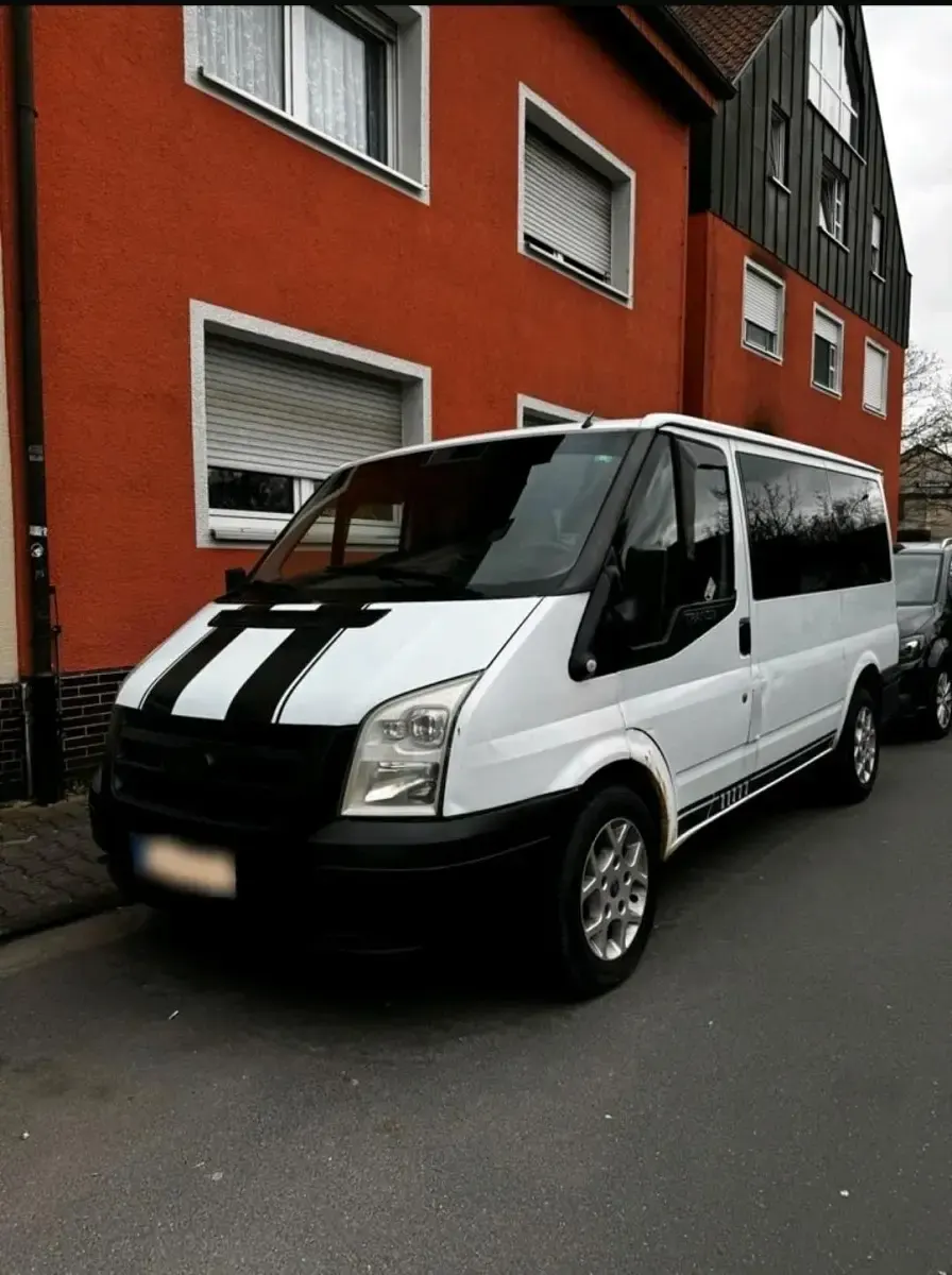Gebraucht Ford Transit 85 PS (62 kW) 2006 Weiß Van / Kleinbus