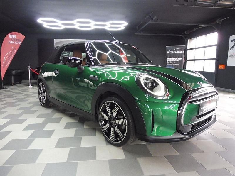 Gebraucht Mini Cooper Cabriolet 136 PS (100 kW) 2021 Grün Cabrio