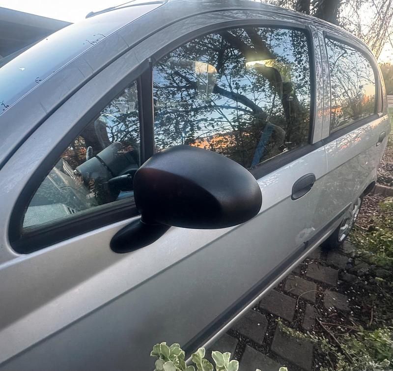 Second-hand Chevrolet Matiz 67 CP (49 kW) 2009 Argintiu Hatchback