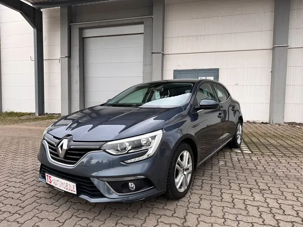 Gebraucht Renault Mégane Experience 101 PS (74 kW) 2016 Grau Limousine