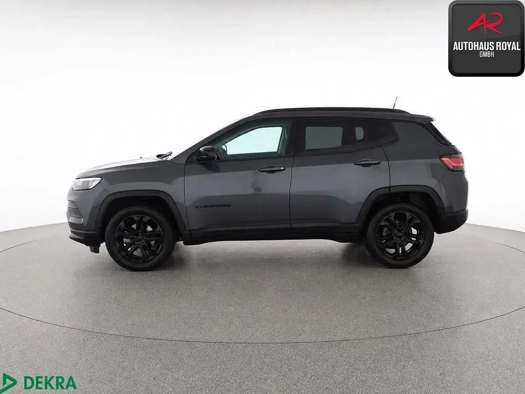 Gebraucht Jeep Compass Night Eagle 131 PS (96 kW) 2024 Grau SUV